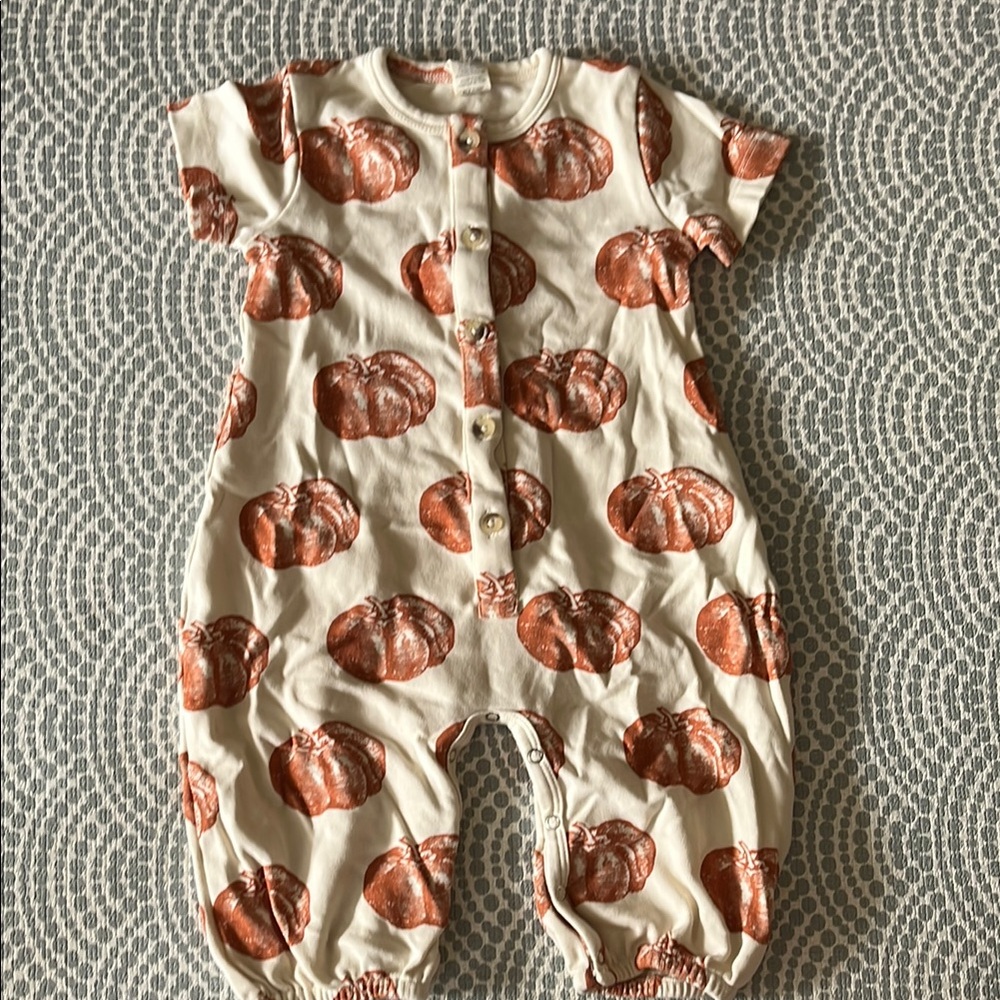 Kate Quinn Pumpkin Print Kids One Piece